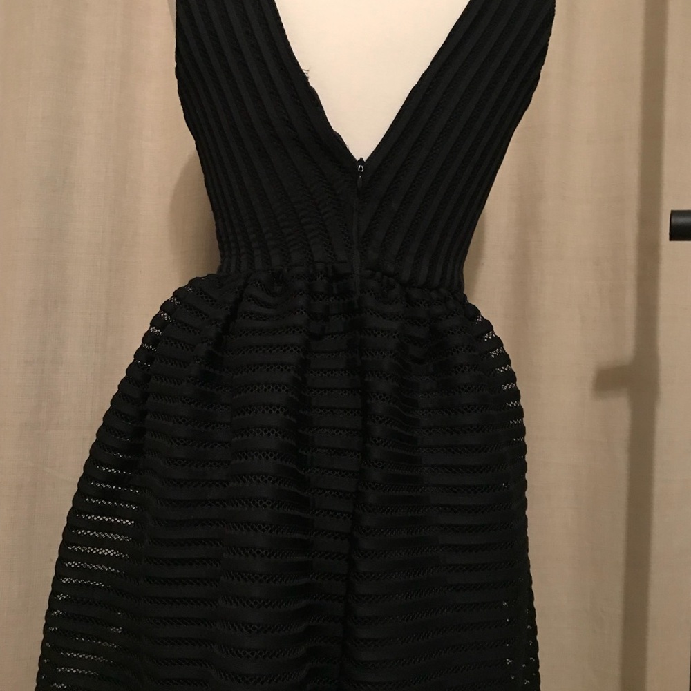 Saks Fifth Avenue Sleeveless Black Cocktail Dress - Picture 4 of 4
